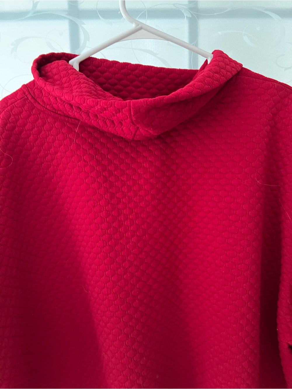 Coldwater Creek 3x quilted cowl neck long sleeve tunic in red. - Picture 3 of 8